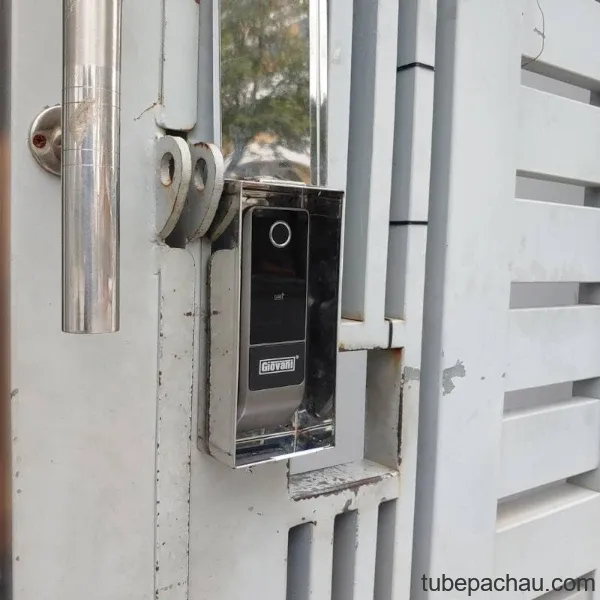 Khóa cửa cổng Giovani GSL-W611MD