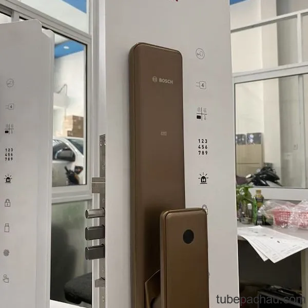 Khóa cửa điện tử Bosch FU780K màu đồng