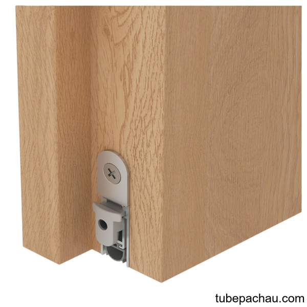 Thanh Chắn Bụi Tự Động 1208mm Hafele 950.45.018