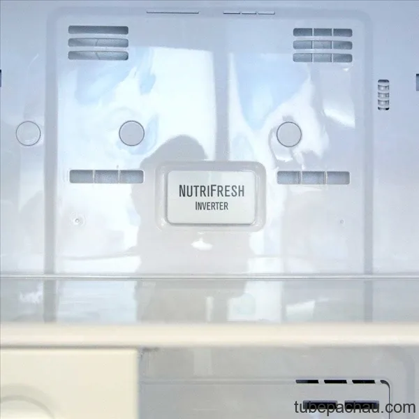 Tủ lạnh Electrolux EME3700H-A